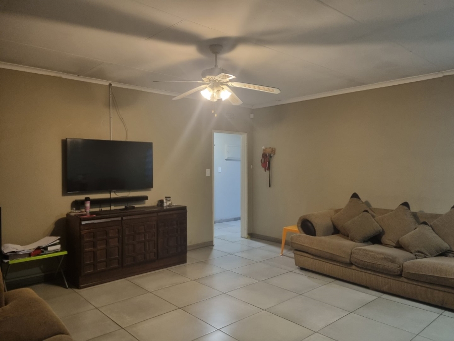 3 Bedroom Property for Sale in Vaalpark Free State